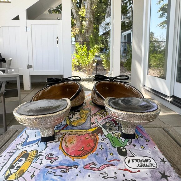 New Jeffrey Campbell Solitude Pointed Kitten Heels Mules Gold Black Womens 6.5 - Picture 11 of 16